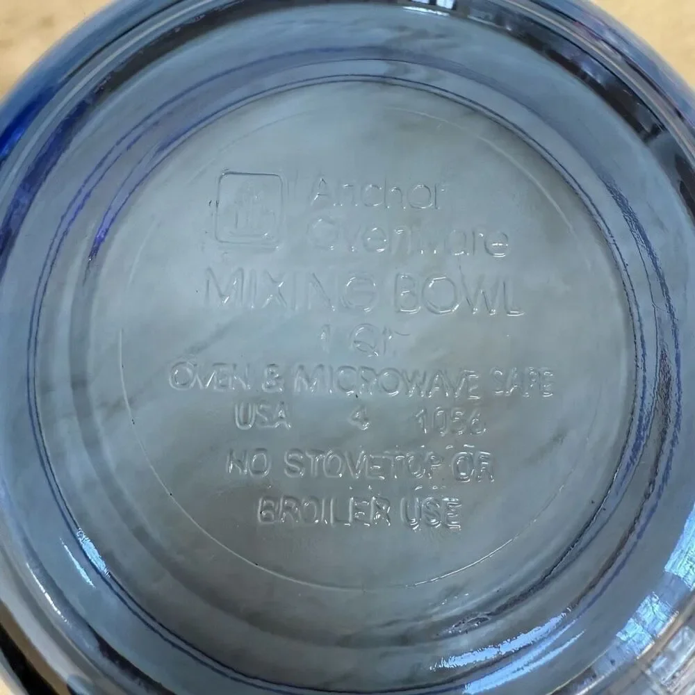 Anchor Hocking Ovenware Cobalt set of 3 Mixing Bowls 1, 1½, 2½-Qt oven safe